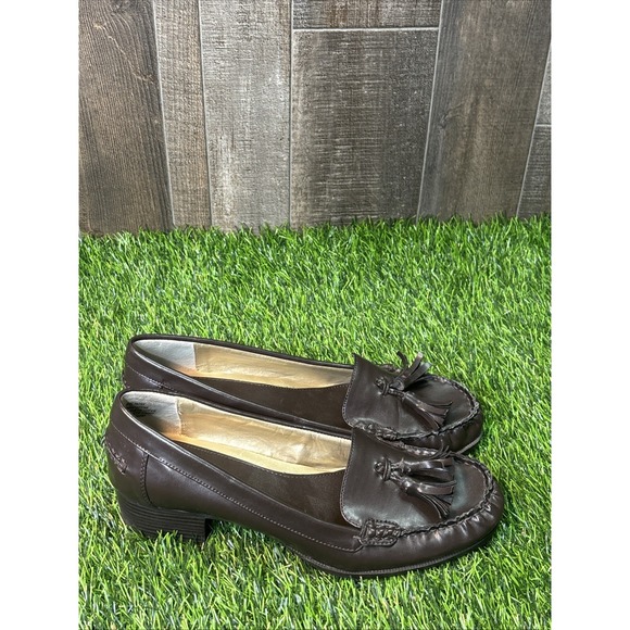 Chaps Shoes - Chaps Patsy Women's Brown Leather Tassel Loafers Size 9B Perfect Condition